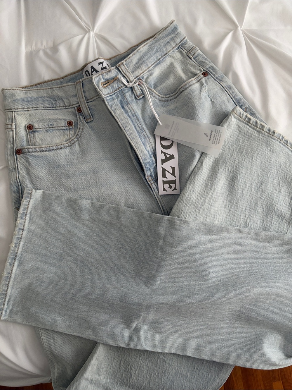 Daze Light Wash Jeans Straight